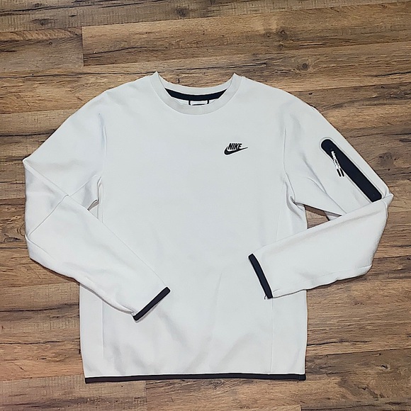 Nike tech fleece crewneck - Picture 1 of 5